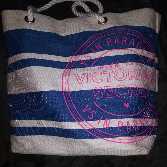 Victoria's Secret Tote - Picture 5 of 5